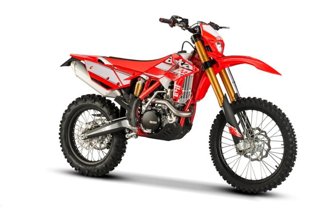 RR 4 stroke front 640