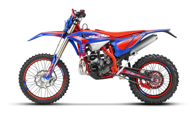 RR Race 300 2T My26 (1)